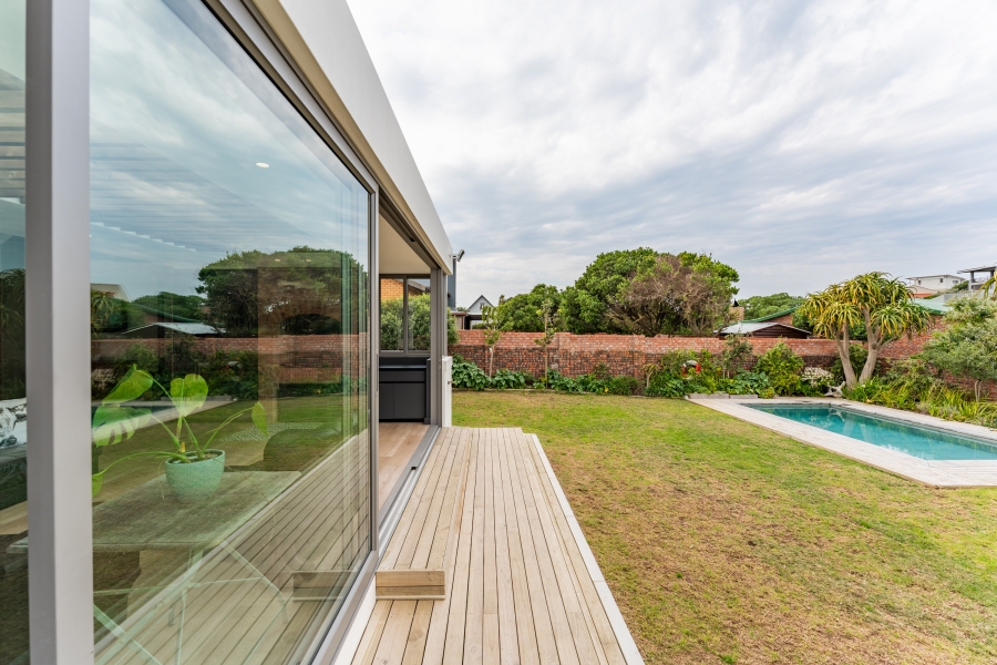 4 Bedroom Property for Sale in Cape St Francis Eastern Cape